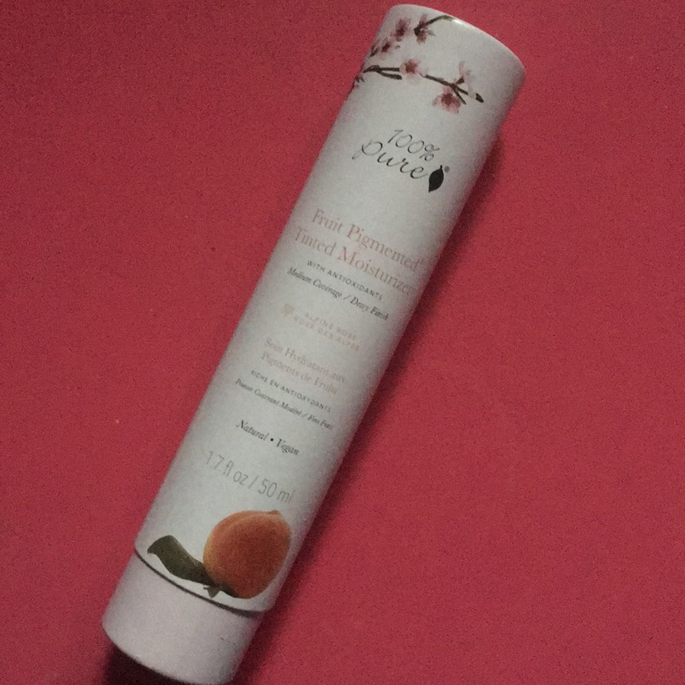 100% Pure Fruit Pigmented Tinted Moisturizer